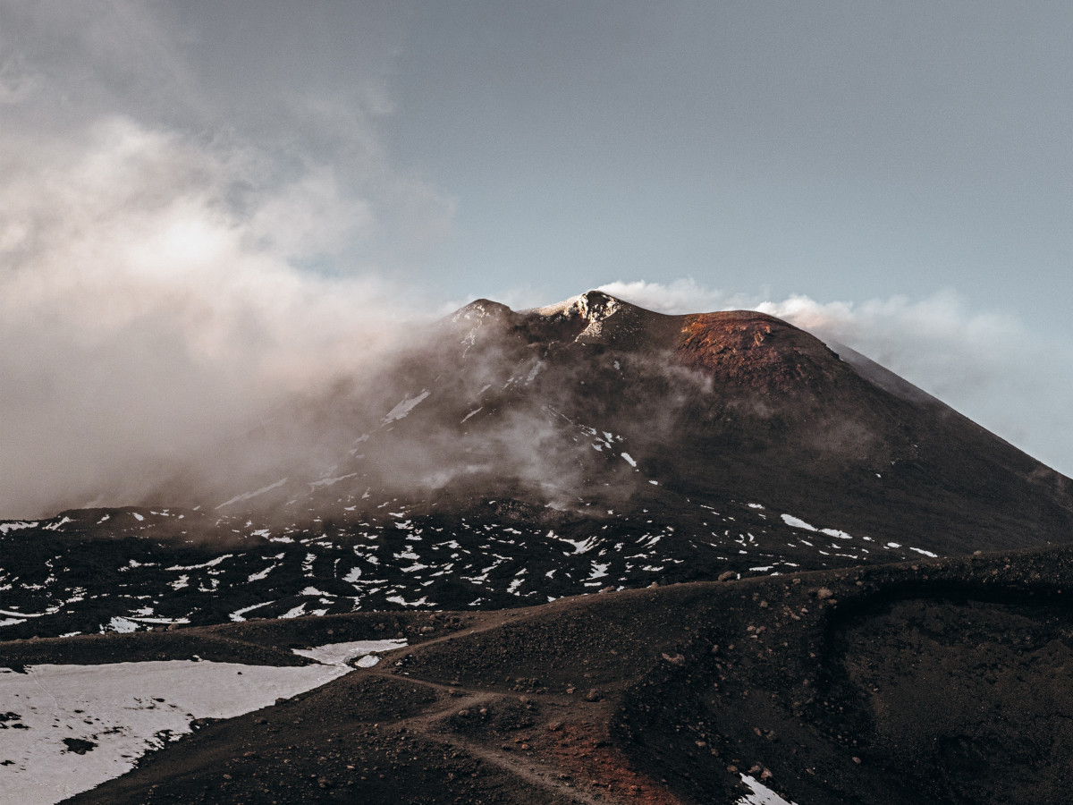 Monte Etna, Sicilia, Italia / Foto: Asa Rodger (unsplash)