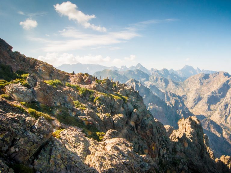 Las 15 mejores rutas de Trekking en Europa: desde el Tour du Mont Blanc en los Alpes a las Highlands en Escocia
