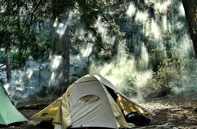 Revisión precios del equipo de Camping / Foto: Andrew Scofield