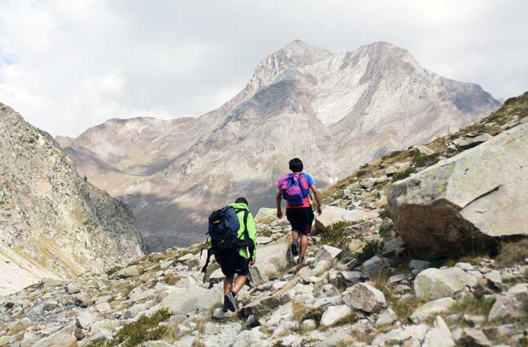 Descubre las rutas circulares de senderismo más emblemáticas de los Pirineos