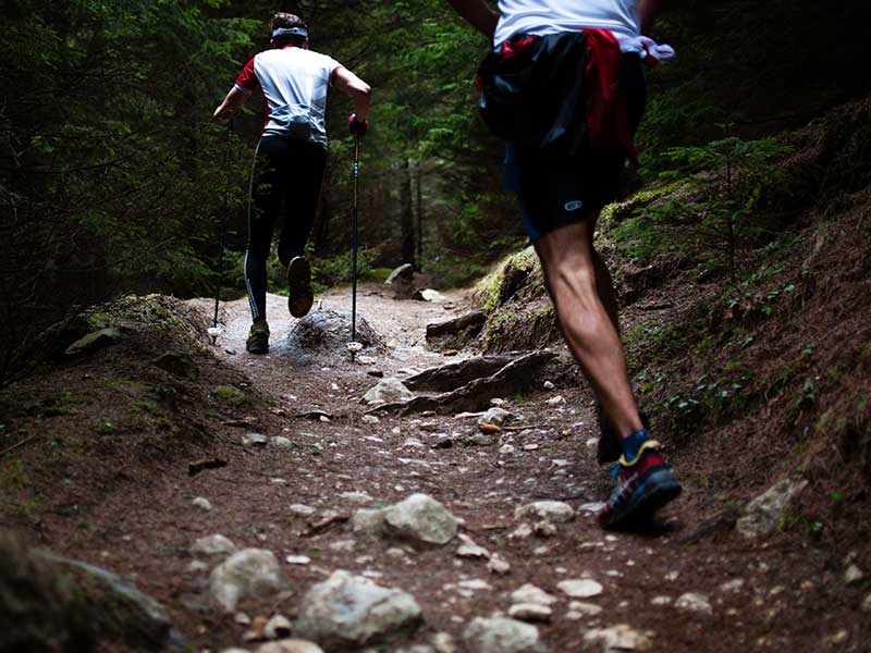 Las mejores zapatillas para correr-por-montaña / Foto: David Marcu
