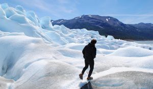 Luis Ara recorrió los glaciares Chile y Argentina para esta serie documental (Trailer Films)