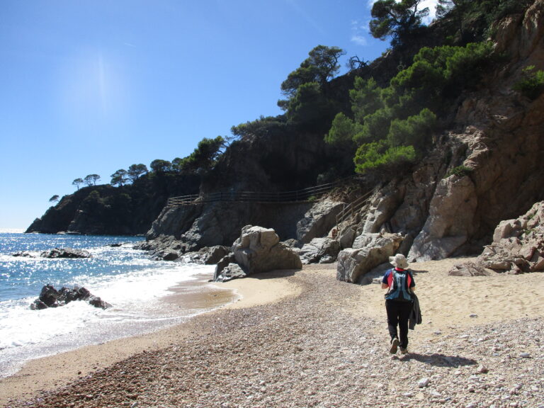 Las mejores rutas de 3 días por la costa catalana